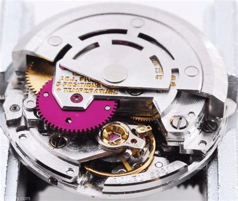 rolex 2030 movement.